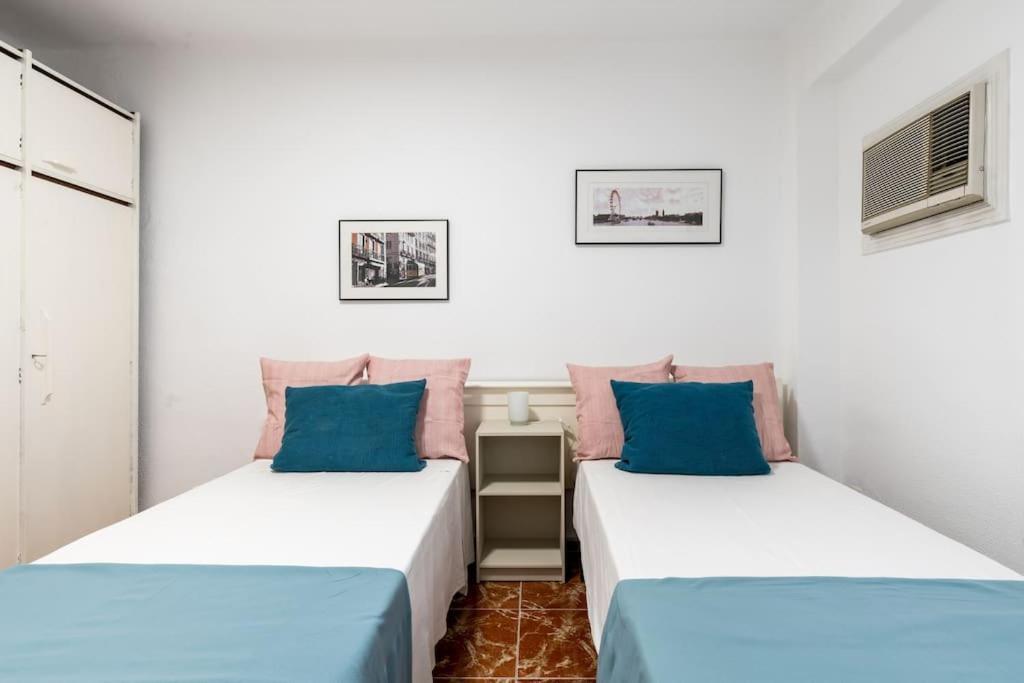 Santa Justa Urban Apartment Seville Luaran gambar
