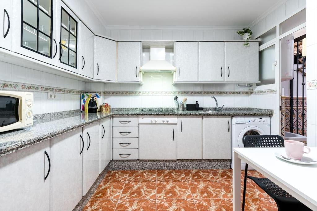 Santa Justa Urban Apartment Seville Luaran gambar