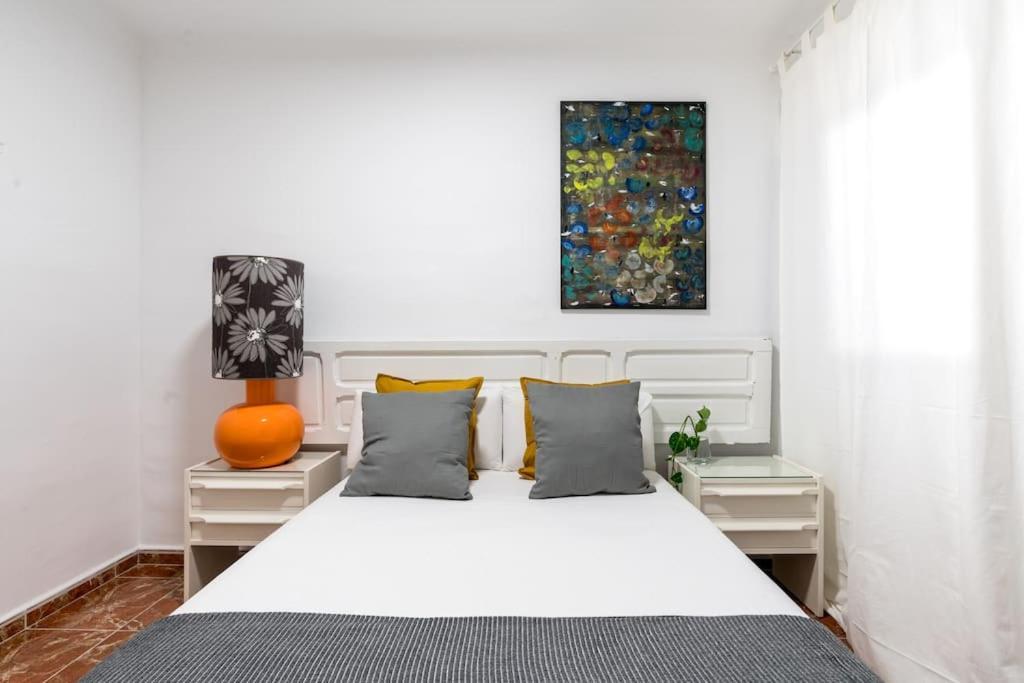 Santa Justa Urban Apartment Seville Luaran gambar