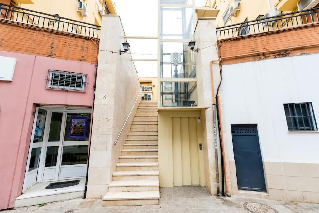 Santa Justa Urban Apartment Seville Luaran gambar