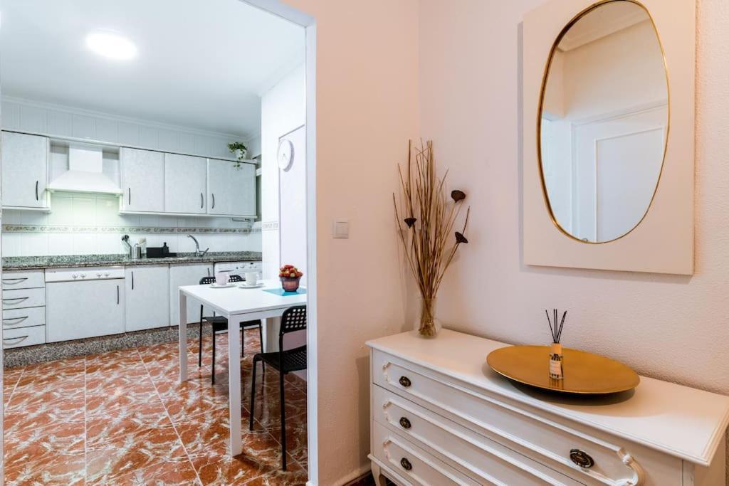 Santa Justa Urban Apartment Seville Luaran gambar